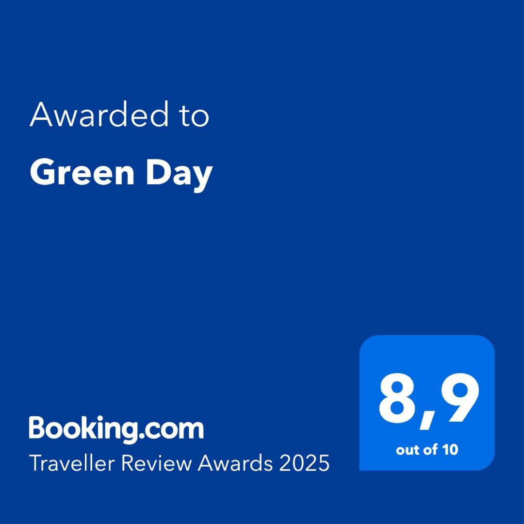 Green Day Novigrad Istria Kültér fotó
